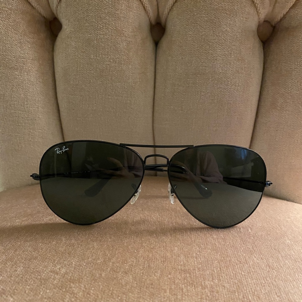 Ray-Ban classic black aviator sunglasses